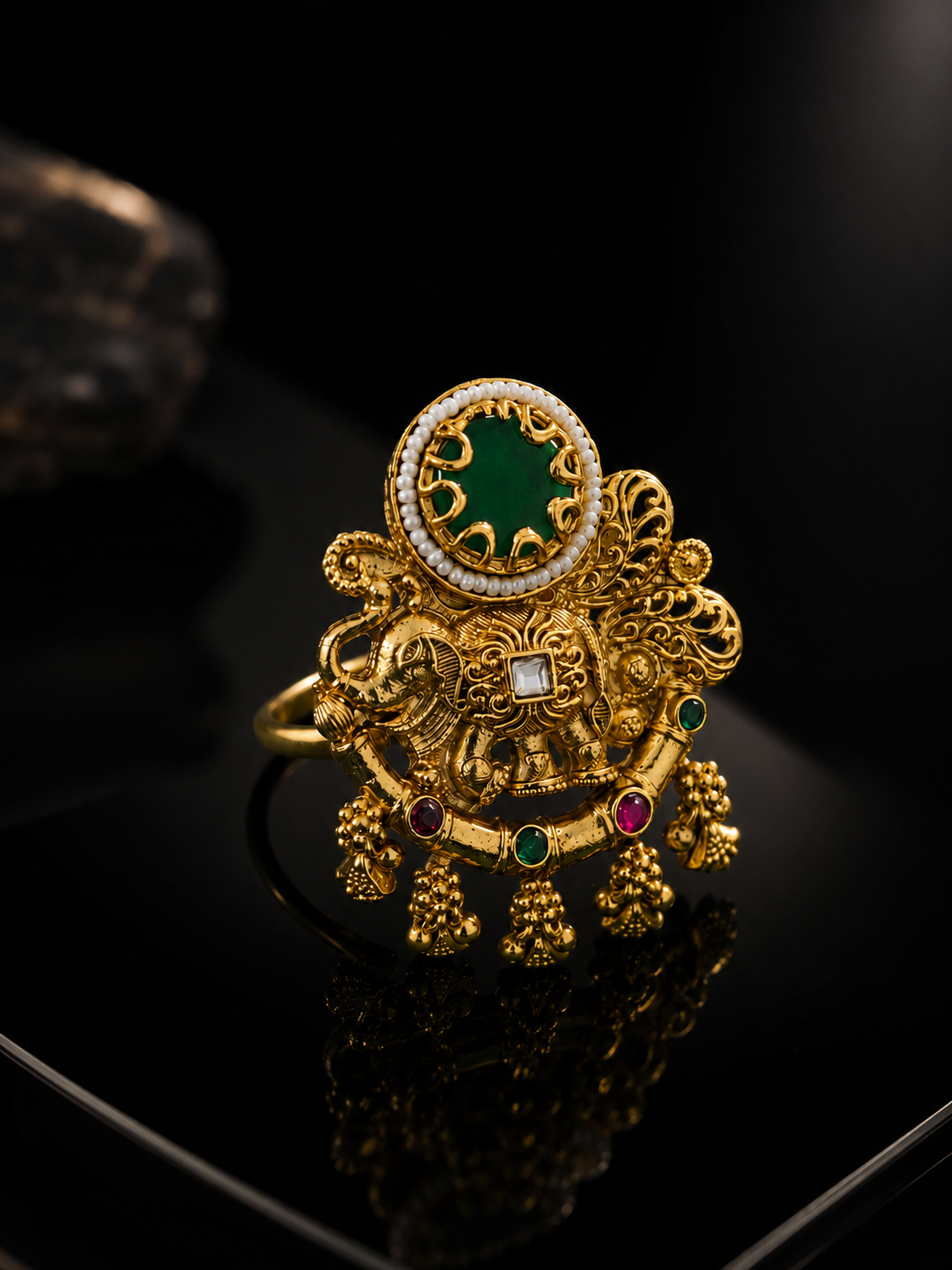 Belliza Jewels Antique Peacock Temple Ring