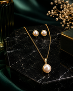 Classic Pearl Gold Pendant Set