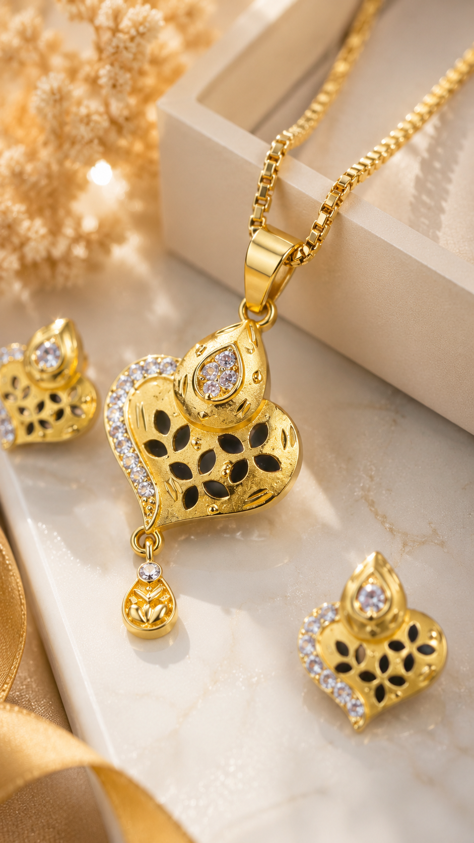 Belliza Jewells Golden Heart Grace Pendant Set