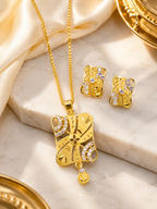 Belliza Jewells Floral Crystal Gold Plated Pendant Set