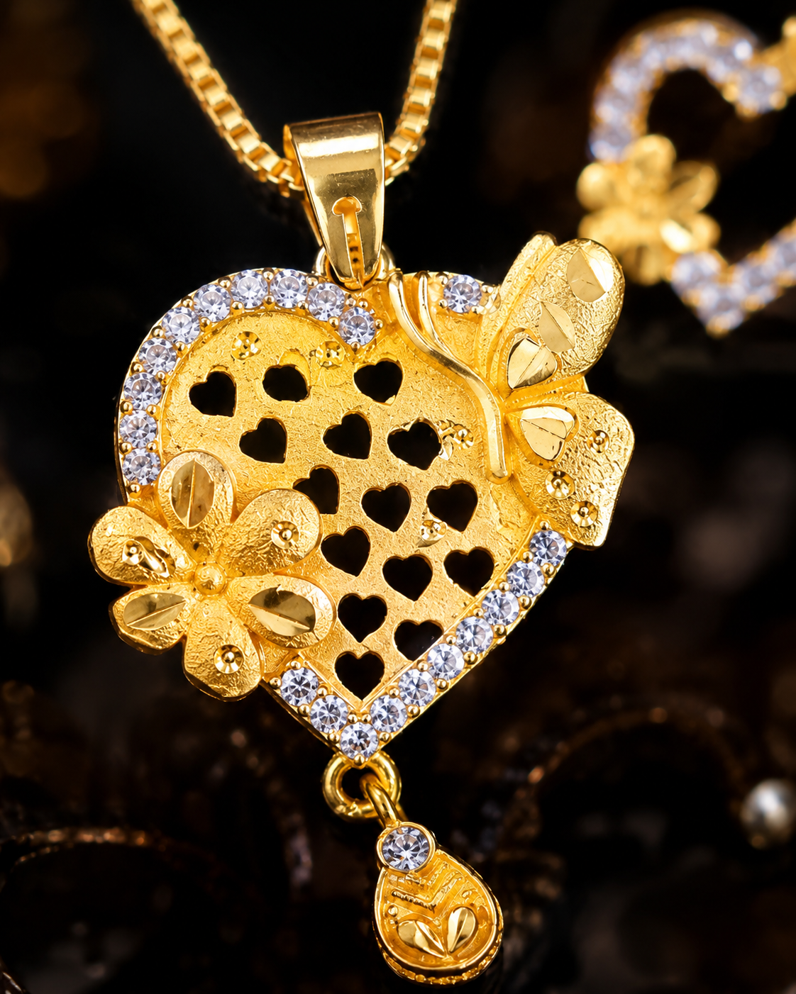 Belliza Jewells Floral Heart Gold Plated Pendant Set